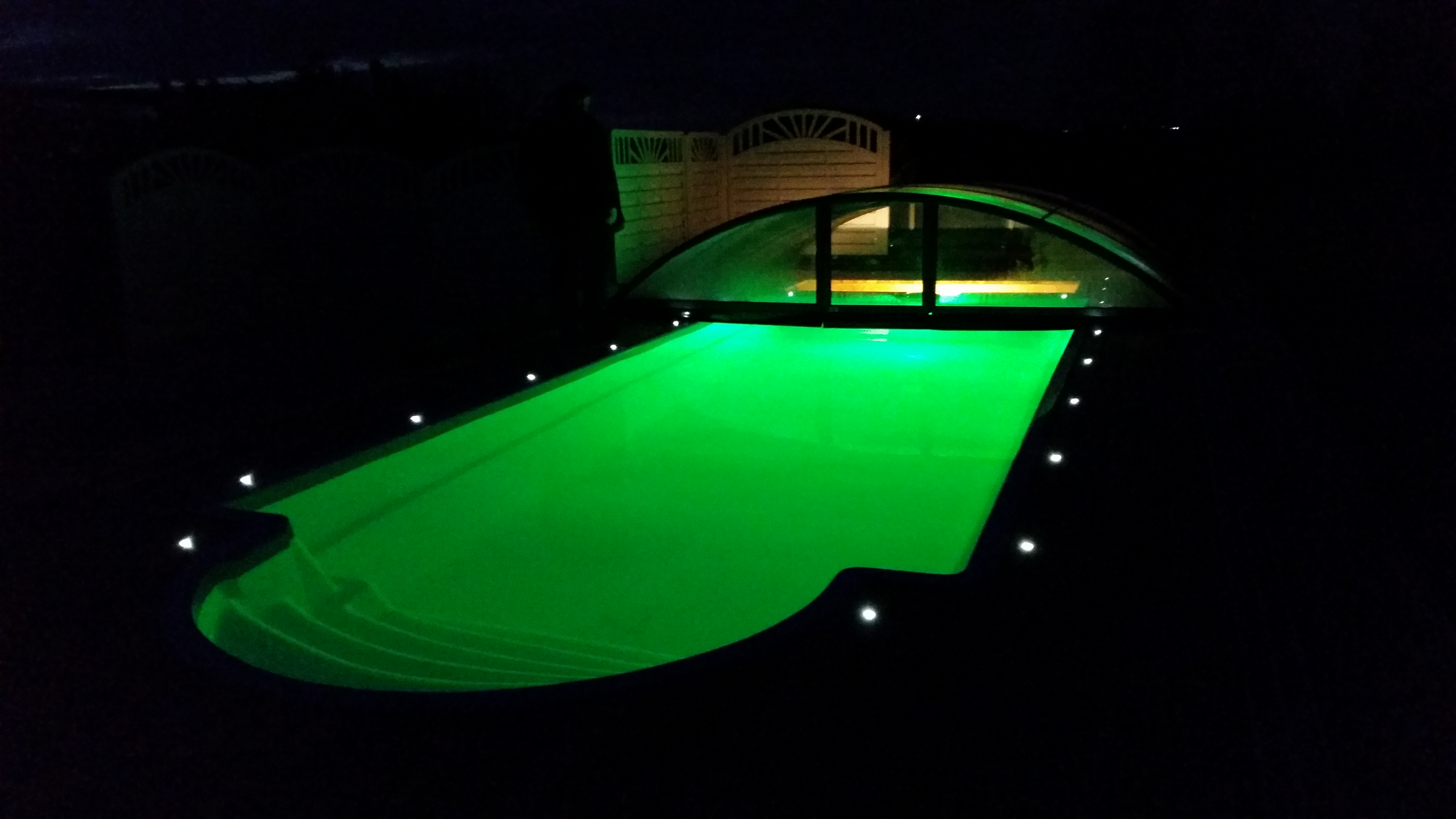 Hydro glassfiberbasseng grønt lys